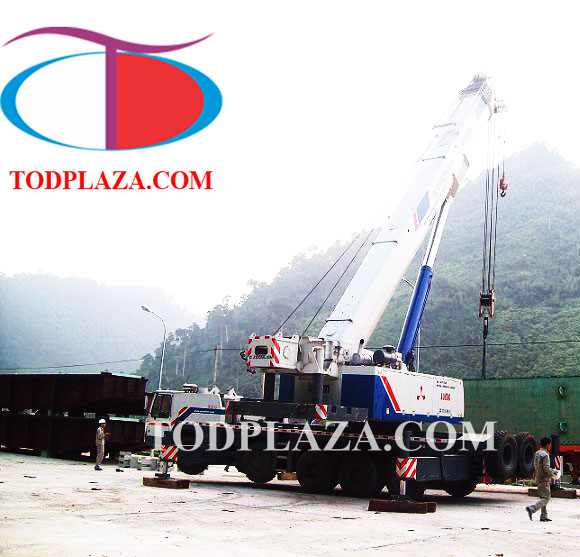 Cẩu bánh lốp 120 tấn