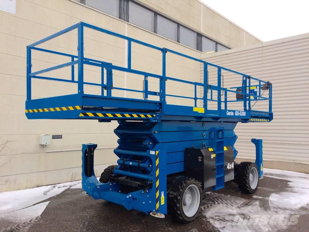 xe nang nguoi 16m sàn-18m làm việc