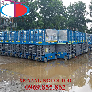 XE NÂNG NGƯỜI GENIE 14M LÀM VIỆC